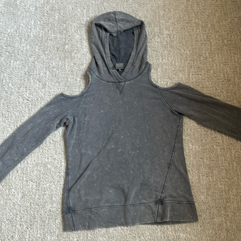 Small Carrie Underwood brand hoodie with sholder cutouts